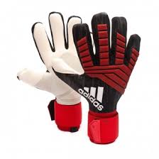 The special model by manuel neuer with an exclusive design has been created especially for germany's number 1. The Gloves And Boots Worn By Neuer Futbol Emotion
