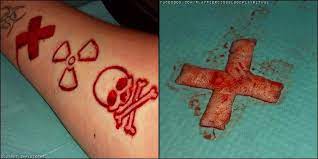 Showing the blood vessels etc under the skin. Extreme Body Art Skin Carving Warning Graphic Content Tattoodo