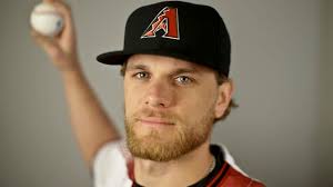 D-backs trade for Cody Hall from Giants