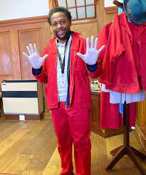 He is a member of the economic freedom fighters in the parliament of south africa and the party's previous national spokesperson. Mbuyiseni Ndlozi On Twitter Going To The Last Sitting Of Parliament No Point Of Order Today Coronavirussa