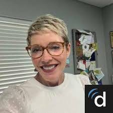 Kara Whalen's Instagram, Twitter & Facebook