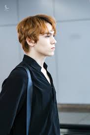 Pin By Ho Me Run Hae On Seventeen Vernon Seventeen Vernon Korean Idol