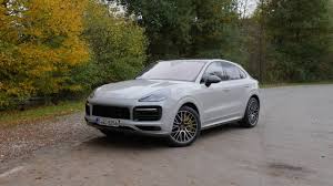 2020 porsche cayenne gts | featuring the 2020 porsche cayenne gts with a gallery of hd pictures, videos, specs and information of interior, exterior and sketches. Porsche Cayenne Gts Coupe V8 Mit Sport Leichtbau Paket Fahrbericht 2021 Autogefuhl