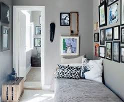 11 Inspirasi Desain Kamar 2x2 Cocok Untuk Kamar Tidur Ruang Kerja Hingga Musala Rumah123 Com