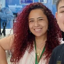 Debora Castro (@castro_deh)