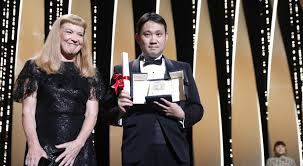 Nishijima hidetoshi as a stage actor and director happily married to his playwright wife. Cannes 2021 Ryusuke Hamaguchi I Takamasa Oe Nagrodzeni Za Scenariusz Do Drive My Car Finanse