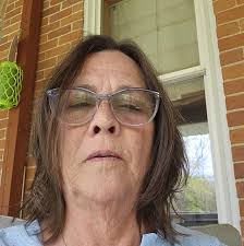 What can I do to help my duck that is having seizures?