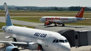 De budapest à paris et à la côte dalmate ces nuages ont pu être observés avec une intensité stupéfiante. Vivre Avec Le Bruit Des Avions C Est Non