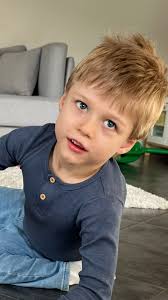 Svigtet💔💔💔Det føler Sarah og familien sig af Ikast-Brande Kommune. , I  15 måneder har de ventet på at få retten til at hjemmetræne deres 5-årige  søn Jamie, der har en hjerneskade. , Som 2-årig kunne ...