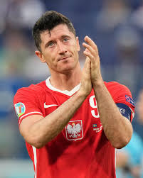 Jul 12, 2021 · hier findest du aktuelle bayern münchen news. Fc Bayern English On Twitter Chin Up Lewy Official Swepol Euro2020