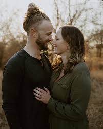 Mom + Dad always deserve a moment as well 🤩 ..aaaand then swipe for their  little angel