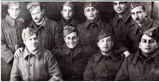 Lifestyle, videos and celebrity news! Sygklonistiko Ntokoymento Lampros Kwnstantaras Dionyshs Papagiannopoylos Ntinos Hliopoylos Kai Alloi Megaloi H8opoioi Sthn Prwth Grammh Toy Metwpoy Sto Epos Toy 40 Anixneyseis