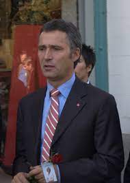 Stoltenberg har de siste dagene møtt flere statsledere i forkant av forsvarsalliansens toppmøte i brussel. Stoltenberg S First Cabinet Wikipedia