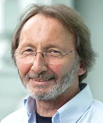 Wir denken dankbar an