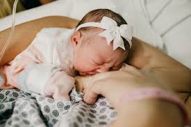 Pada bayi batuk ini umumnya meski bukan kondisi yang mengkhawatirkan namun batuk berdahak dapat membuat bayi merasa tidak. Tips Petua Cara Merawat Menghilangkan Bayi Batuk Berkahak Bayi Selsema Batuk