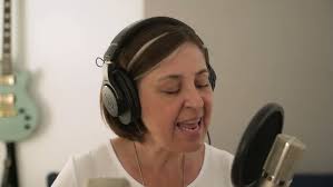 DINDI BOSSA NOVA: "Só Danço Samba" Getz/Gilberto Cover