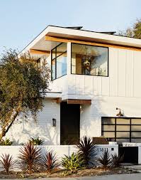 Home Tour Barta Interior S Mid Century Modern California Casa Scout Nimble In 2020 Mid Century Modern House Exterior Mid Century Modern Exterior House Designs Exterior