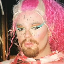 Jesse Crook (@eljessbo) • Instagram photos and videos