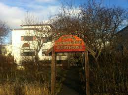 But the island's largest city, made up of 6 municipalities, also has a lot to offer the more homely. Travel Inn Reykjavik Aktualisierte Preise Fur 2021
