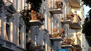 Lassen sie erhöhte vorsicht bei anzeigen walten, die zu gut aussehen, um wahr zu sein. Wohnungssuche Die Wichtigsten Tipps Geld Sz De