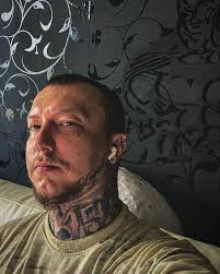 𝑨𝒏𝒕𝒐𝒏 𝑷𝒆𝒕𝒓𝒐𝒗 (@gangster_sk8) • Instagram photos and videos