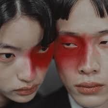 Kira Todd's Instagram, Twitter & Facebook