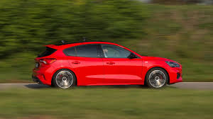 Yea i work as an engineer for ford and i test drove both. Grosser Test Ford Focus 1 0 Ecoboost St Line Alles Auto