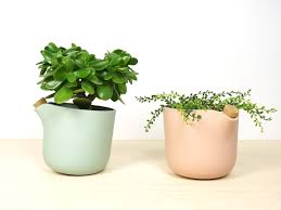 We did not find results for: The Natural Balance Studio Lorier Launches Self Watering Flowerpot On Kickstarter