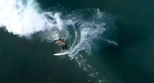He won rookie of the year award after he finished 7th place on the 2015 wsl tour. Italo Ferreira Just Made A Perfect Albeit Derivative Edit From The Maldives Surfline