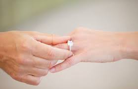 How To Sell A Wedding Ring And Dress After Divorce Centsai Sell Wedding Ring Wedding Rings Selling Engagement Ring