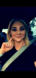 Lesbian woman seeking friends for adventures