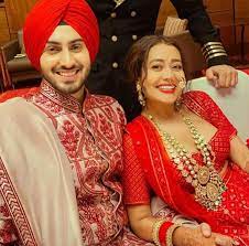 Learn about indian singer neha kakkar biography, wiki, height, weight, body measurements, age, boyfriend, family neha kakkar was born on the 6th of june 1988, in rishikesh, uttarakhand, india. Neha Kakkar Rohanpreet Singh Age Gap Instant Bollywood