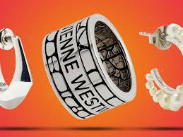 Changing lifestyle and the perception of jewelry as a status symbol. Best Men S Jewellery 2021 Bottega Veneta To Tiffany Co British Gq
