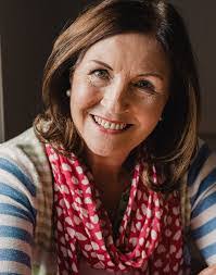 Deirdre Foster's Instagram, Twitter & Facebook