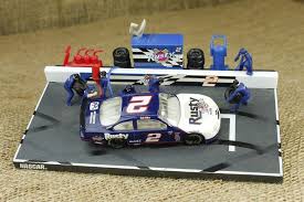 Many nascar fans were extremely upset when richard childress racing put a young, unknown kevin harvick behind the wheel of the gm goodwrench number 29 three races after the ring was given when he won his third title in a row. Nascar Winners Circle Pit Row Series Rusty Wallace Hasbro 1998 Mobil Car 2 Rusty Wallace Rusty Nascar