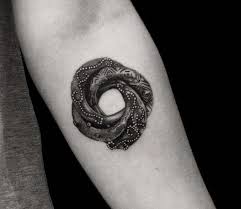 Jewelry Tattoo By Guillaume Martins Post 25036 Jewelry Tattoo Tattoos Black And Grey Tattoos