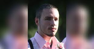 Aaron Ellinger's Instagram, Twitter & Facebook