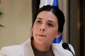 Dimite la presidente de la Cámara de Diputados de Chile tras filtrarse  chats en los que critica a Boric