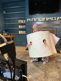 While you can always buy a similar costume from the costume or halloween shop, why not. Katy Perry Wears Toilet Paper Roll Costume On American Idol People Com