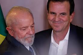 Paes amarra apoio do PT mesmo sem garantia de vice na chapa