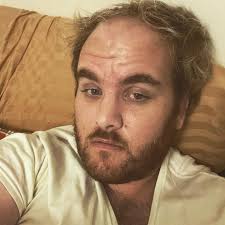 HowdyDoody, I'm Kenneth, just your average very tall and fuzzy gamer bear  🐻 ❤️ Don't be shy, just DM me with a smile and a greeting. 😘