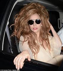 Lady gaga sang the national anthem at the inauguration of president joe biden and vice president kamala harris on wednesday. Lady Gaga Waves Goodbye To Her Natural Hair And Goes Back To Her Beloved Puffy Wig Daily Mail Online