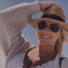 Abby Marett (@abby_marett)