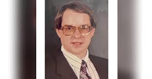 Howard Schubert's Instagram, Twitter & Facebook