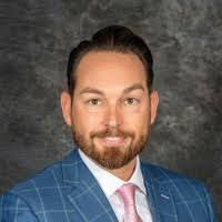 Michele Strasser's Instagram, Twitter & Facebook