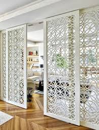 1001 Idees Pour La Separation Chambre Salon Des Interieurs Bien Structures Interieur Maison Deco Maison Amenagement Maison