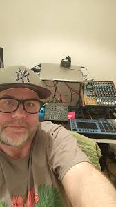 Hi all thanks for letting me join,I'm from Kent UK,I like producing dub  techno,ambient,drum n bass just as a hobby