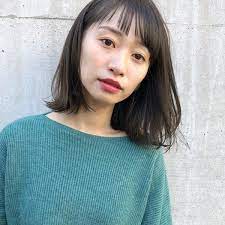 アラフォーでも前髪短めで可愛く ショートボブ ミディアムボブ特集 folk ミディアムボブ ショートボブ アラフォー ヘアスタイル