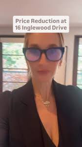 16 Inglewood Drive had been reduced in price!, This is a fabulous  opportunity to live in the heart of Moore Park for under $3 million!  Currently four but easily converted into a five bedroom space. ...