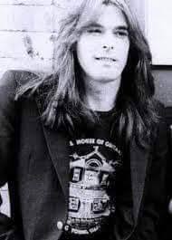 Cliff Williams' bass playing skills in AC/DC